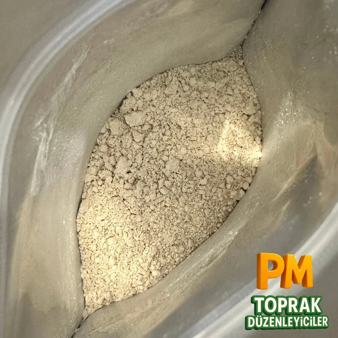Kaktüs ve Sukulent Serpme Besin Tozu XXL – 200g (160 Saksıya Kadar) - ürünün ambalaj ve kullanım görünümü 2