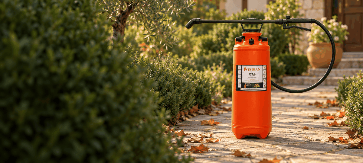 Sonbahar bahçe bakımında Pomsan K-93 10 litre basınçlı pompa